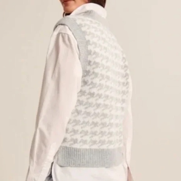 Abercrombie & Fitch V-Neck Sleeveless Sweater Vest Gray Houndstooth Size Small - Picture 5 of 12